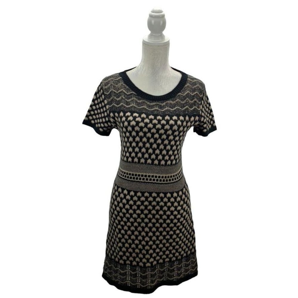 Romeo + Juliet Couture Sweater Dress Short Sleeve